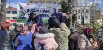 Çanakkale'de 'Orman Haftası' kapsamında 3 bin fidan dağıtıldı