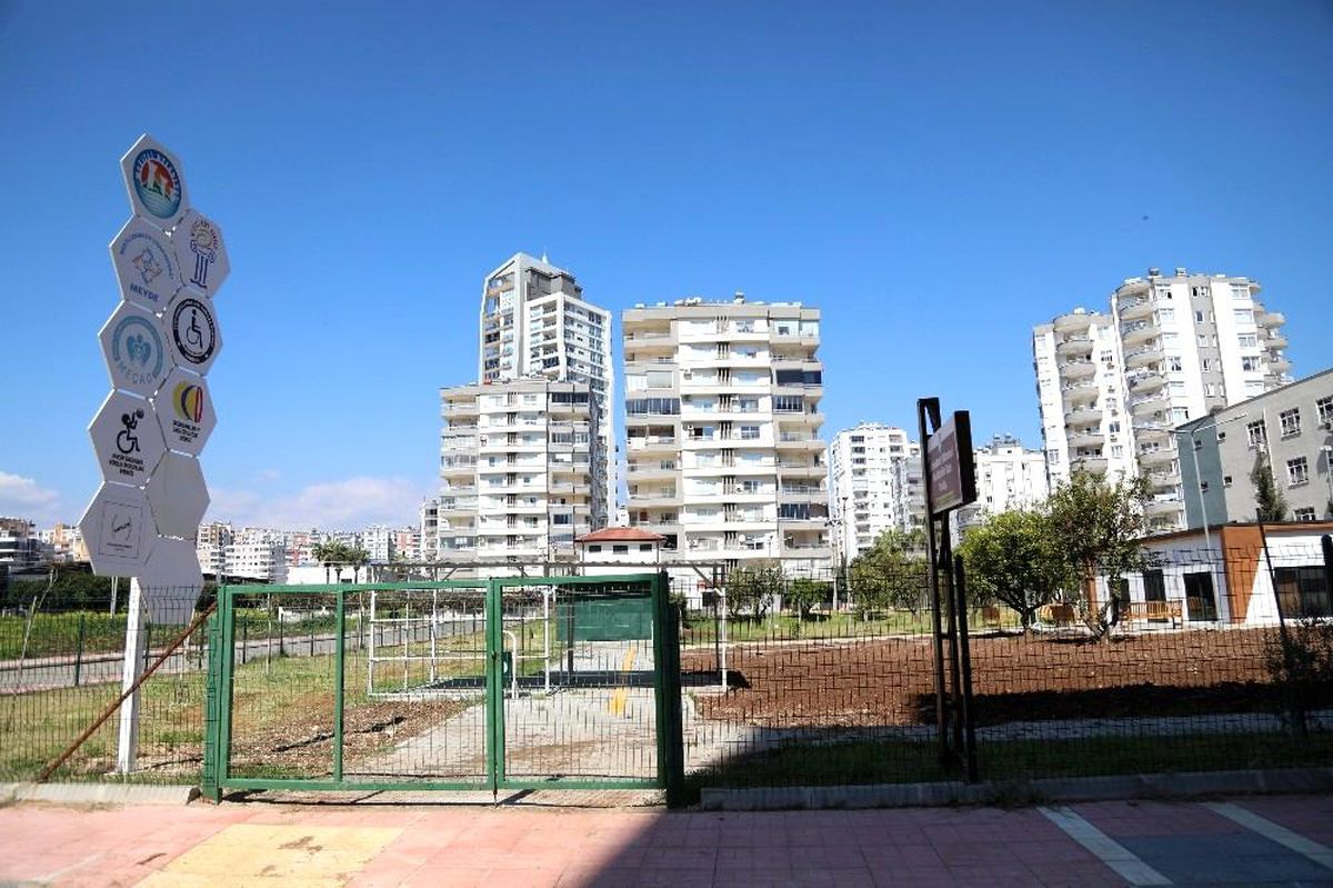 Engelliler, Mezitli\'de üretim de yapabilecekleri yeni bir mekana kavuşuyor