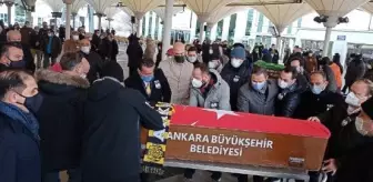 Eski milli futbolcu Müjdat Yalman toprağa verildi