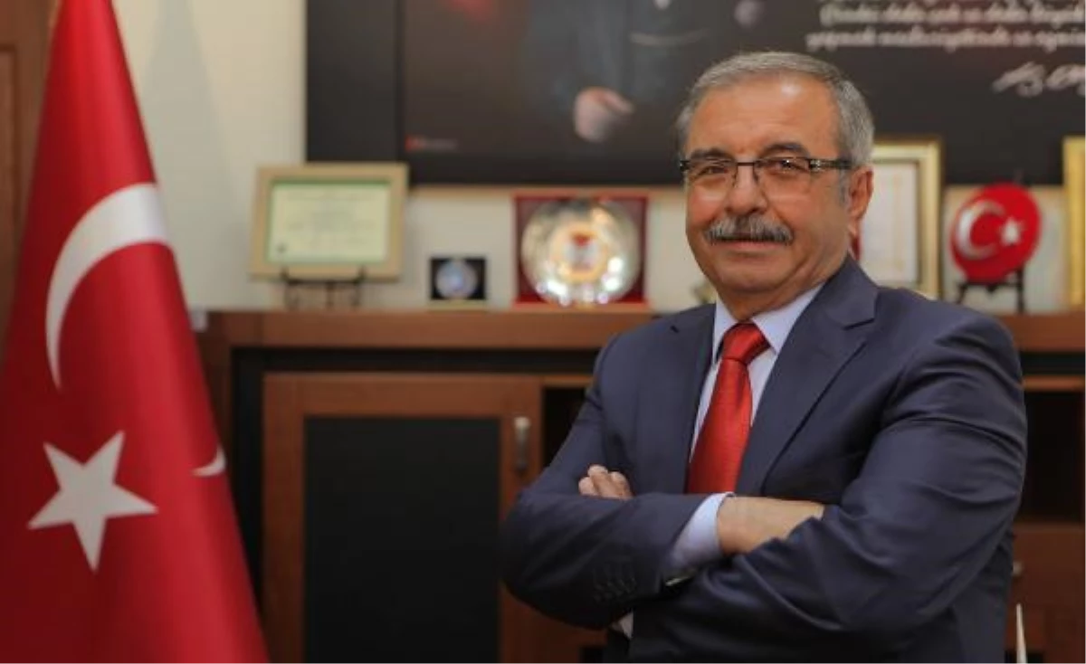 Gelibolu Belediye Başkanı Mustafa Özacar, koronavirüse yakalandı
