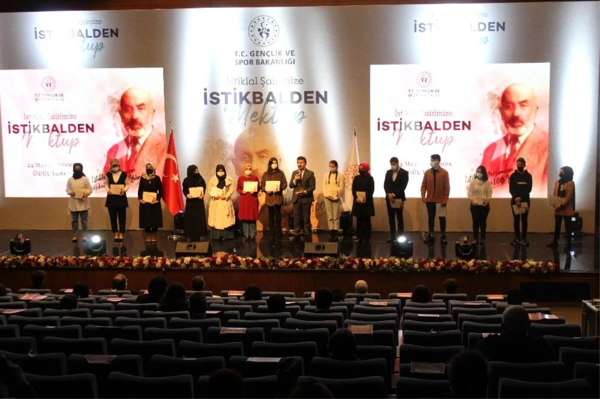 Son dakika: "İstiklal Şairimize İstikbalden Mektup Yarışması" ödül töreni gerçekleştirildi