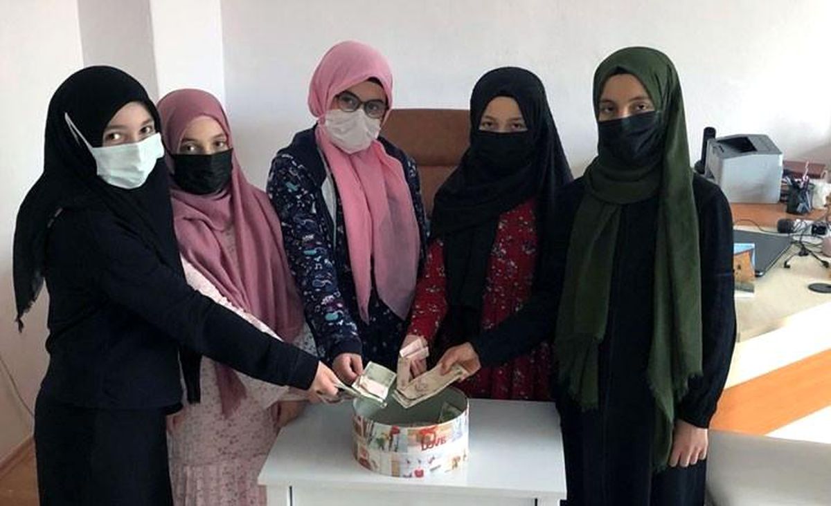 İyilikleri kumbaralarından çıktı