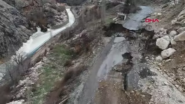 Konya'da heyelan ve taşkın; yol çöktü, araziler su altında kaldı