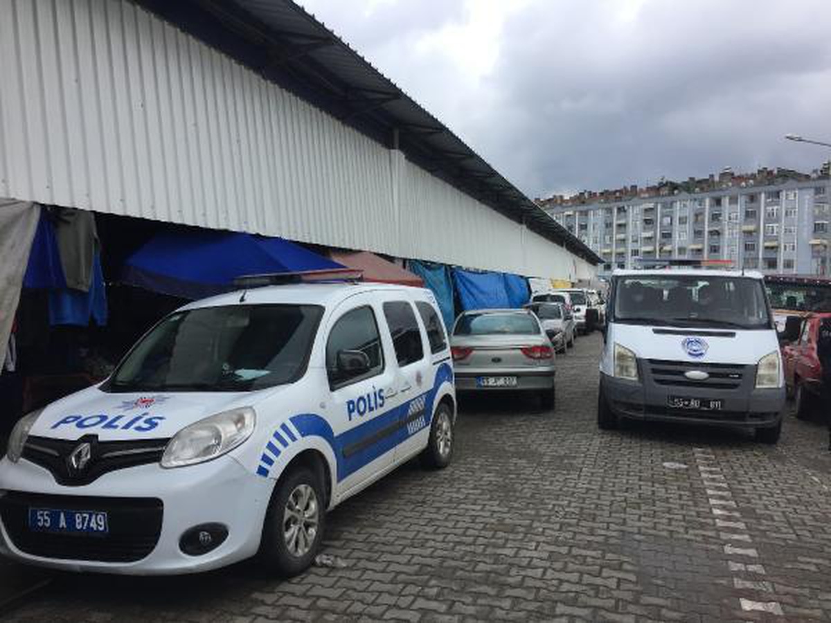 Koronavirüs pozitif pazarcı, tezgah başında yakalandı