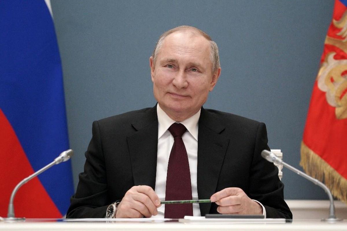 Rus Duması, Putin\'in yeniden devlet başkanlığına aday olmasını sağlayan yasayı kabul etti