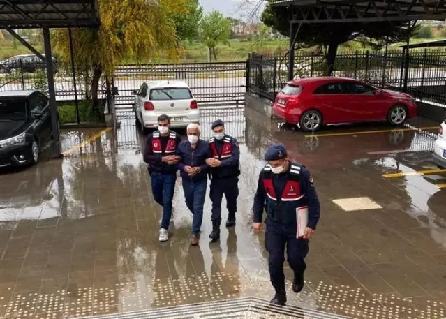 Seydikemer ve Fethiye'de aranan iki şüpheli jandarma ekiplerince yakalandı