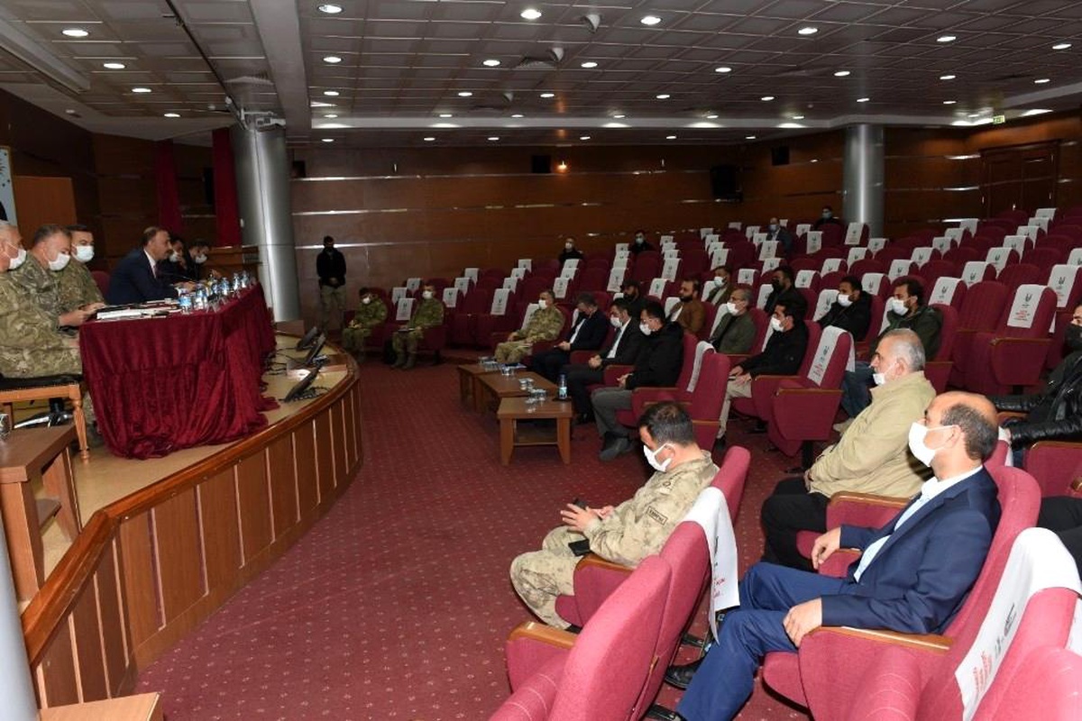 Tel Abyad ve Resulayn\'ın huzur ve güvenliği istişare toplantısı