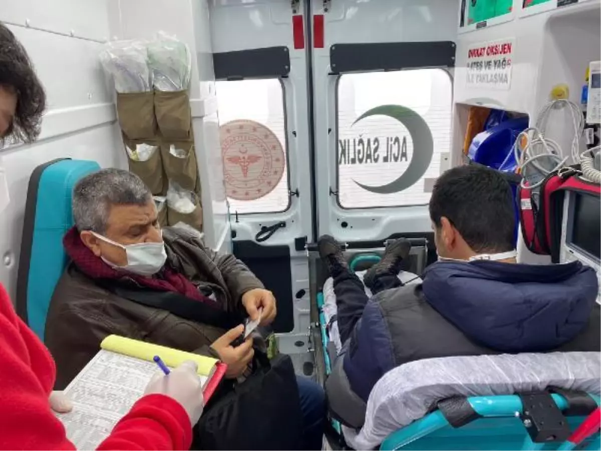 Test yaptırıp, yola çıkan baba- oğul, pozitif sonuçları yolcu otobüsünde öğrendi