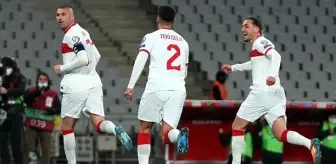 Türkiye, Hollanda'yı 4-2 yendi ve gruptaki ilk maçında 3 puanı hanesine yazdırdı