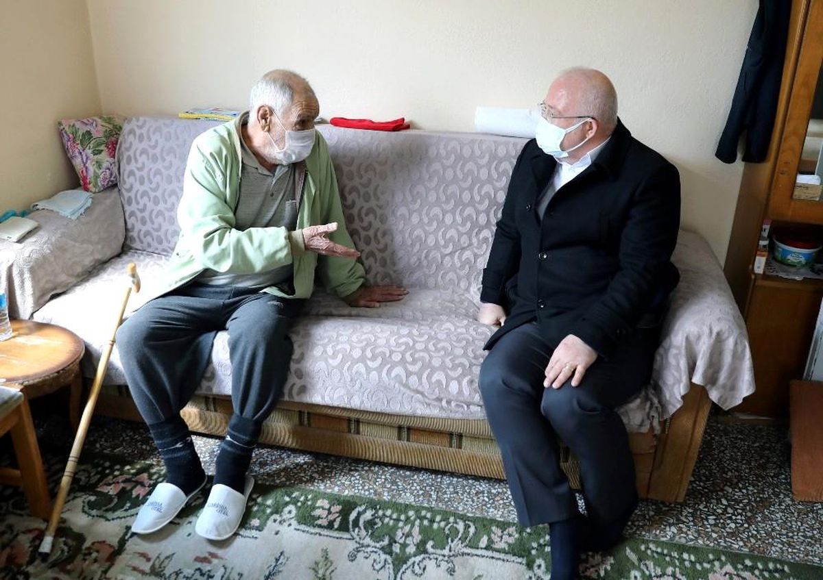 Menteşe\'de 500 yaşlıya evde bakım hizmeti veriliyor