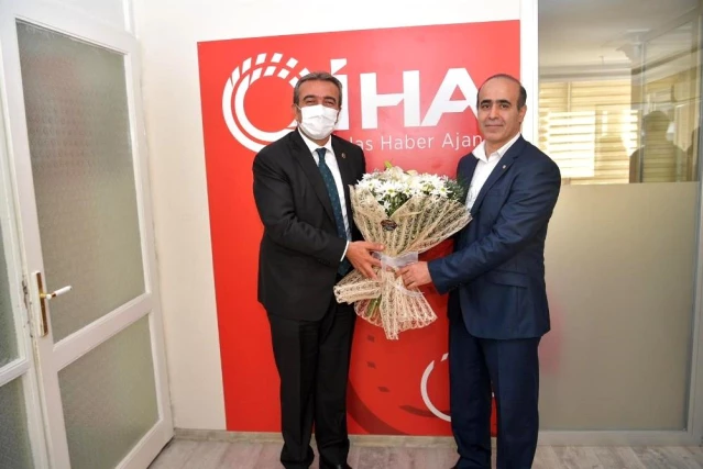 Başkan Çetin ve Rektör Tuncel'den İHA'ya ziyaret