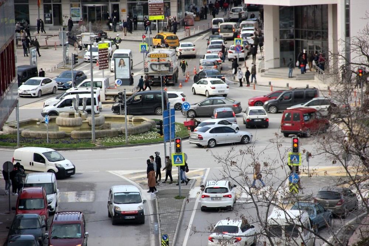En yüksek riskli il Samsun\'da korkutan yoğunluk