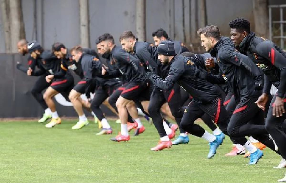 Galatasaray\'da Hatayspor maçının hazırlıkları sürüyor