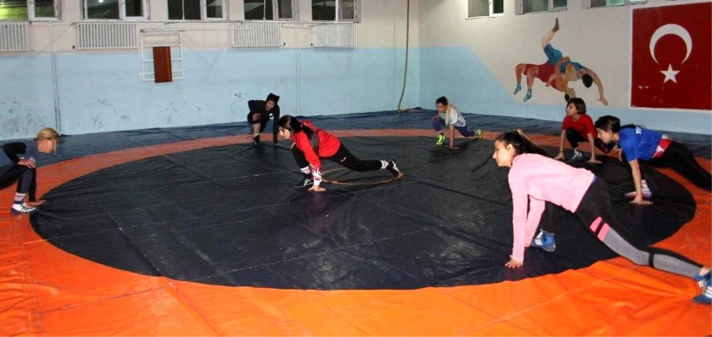 Siirtli Evin Demirhan, olimpiyatlara katılmaya hak kazandı