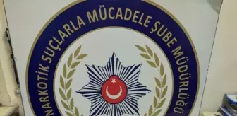 Şüphe üzerine durdurulan takside, 3 bin 500 hap ele geçirildi