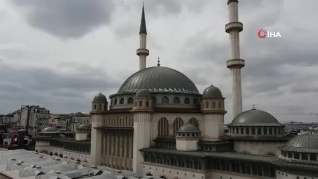 Taksim Camii Ramazan ayına hazırlanıyor