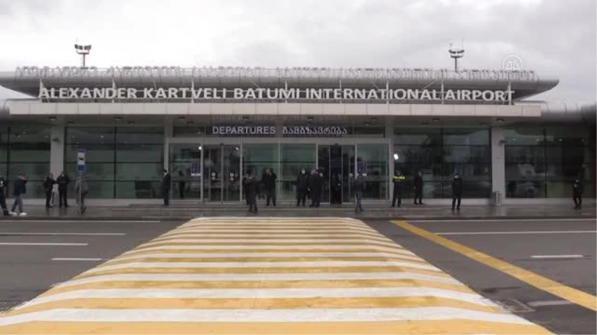 TAV\'ın işlettiği Batum Uluslararası Havalimanı\'nın yenilenen terminali hizmete açıldı