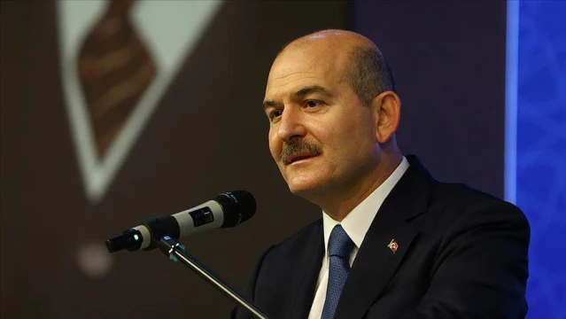 Bakan Soylu racon kesti: Onların diliyle söylüyorum, 'Şekil yapan, çökmeye çalışan' kim varsa çökeceksiniz, System.String[]