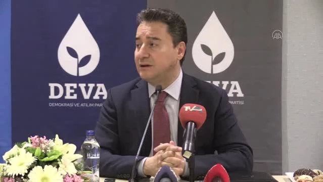 DEVA Partisi Genel Başkanı Ali Babacan, Adana'da temaslarda bulundu