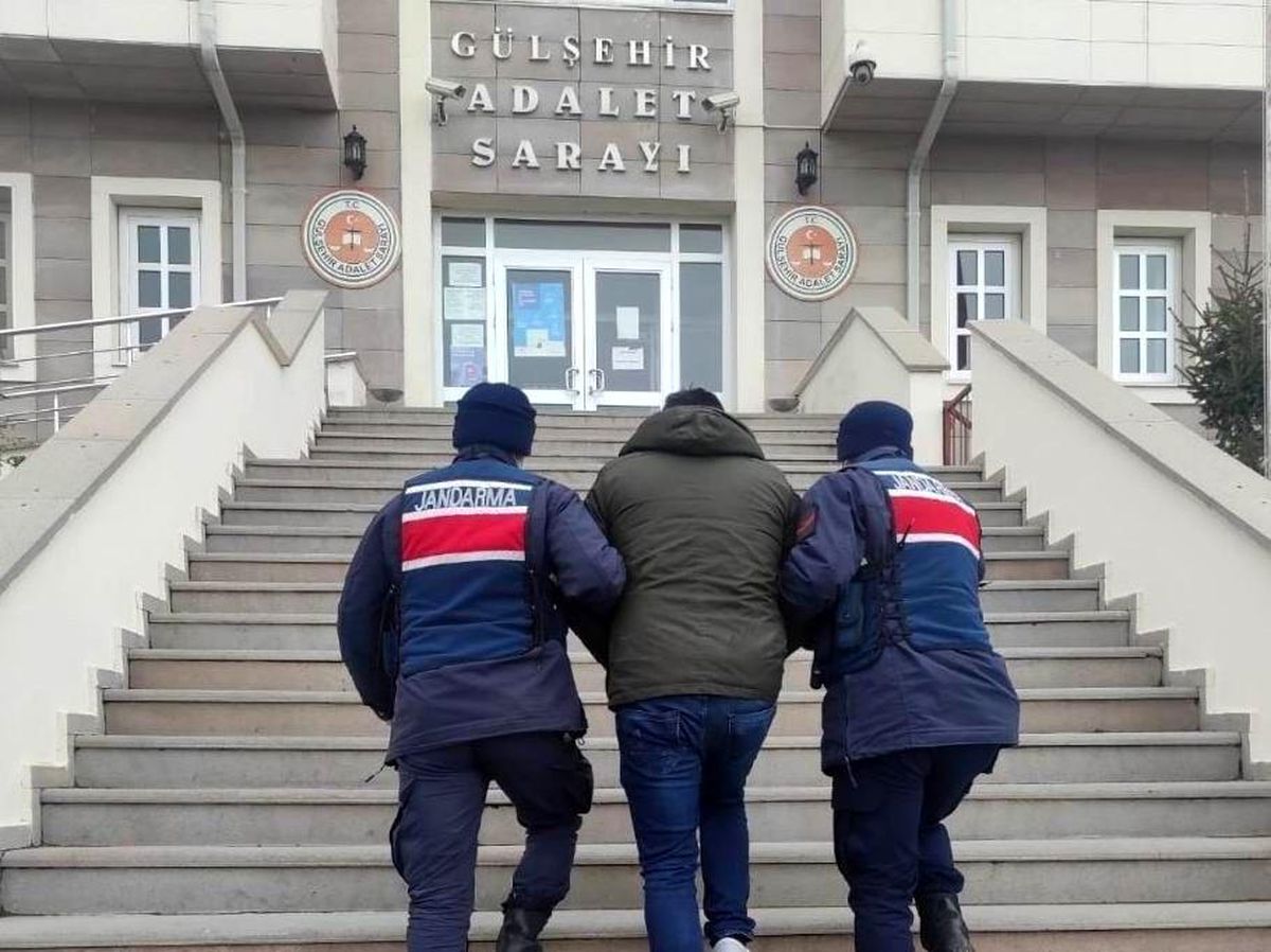 Son dakika haberleri: Gülşehir\'de 3 yıl 1 ay hapis cezası ile aranan şahıs yakalandı