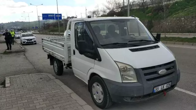 Hamile eşi seyir halindeki araçtan düşen kocanın feryatları yürekleri dağladı Hamile eşi seyir halindeki araçtan düşen kocanın feryatları yürekleri dağladı