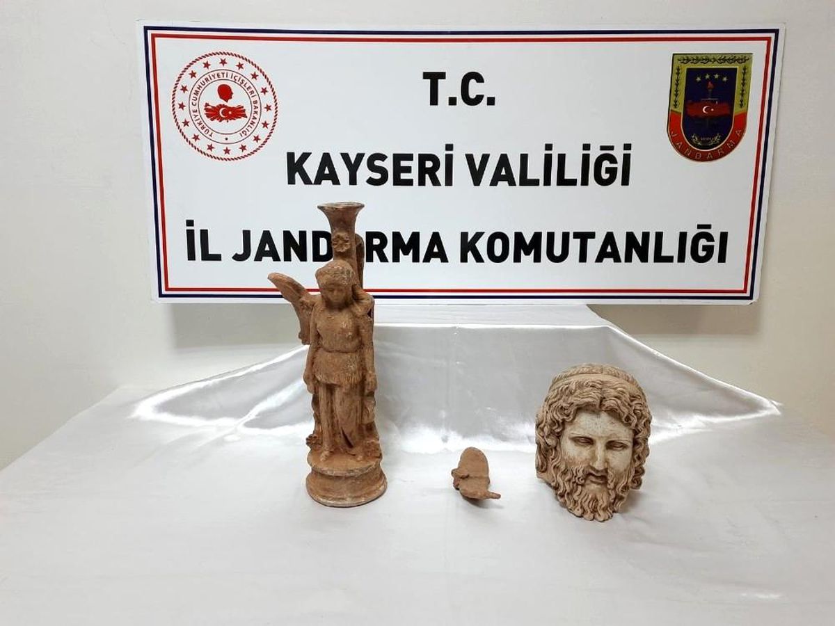 Son dakika haber | Heykelleri 100 bin dolara satarken yakalandı
