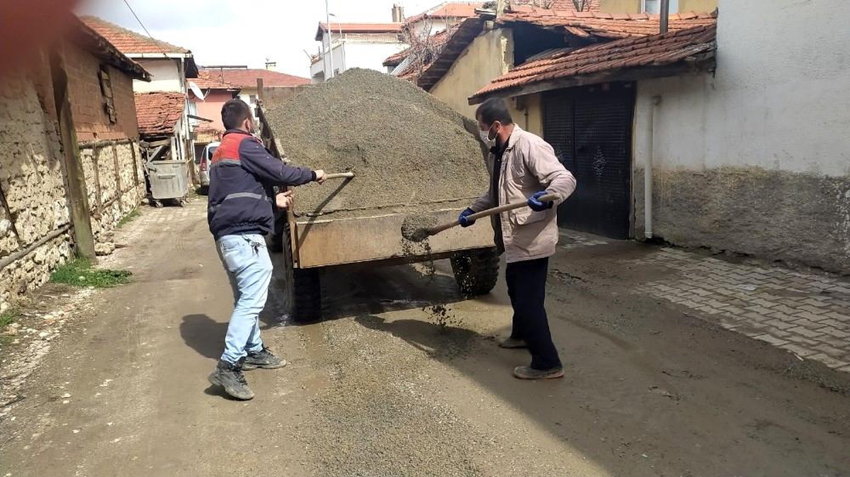 Hisarcık Belediyesi\'nden kumlama çalışması