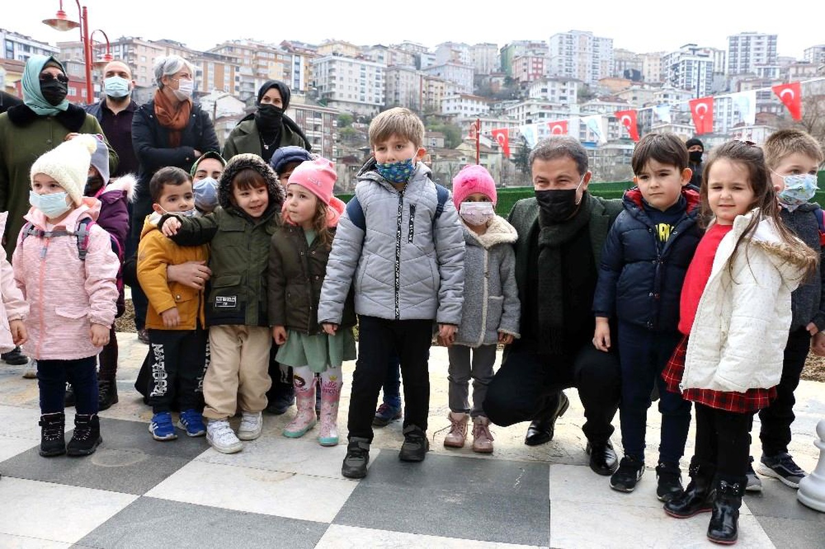 Karadolap Anaokulu\'nda miniklerin fidan dikim heyecanı