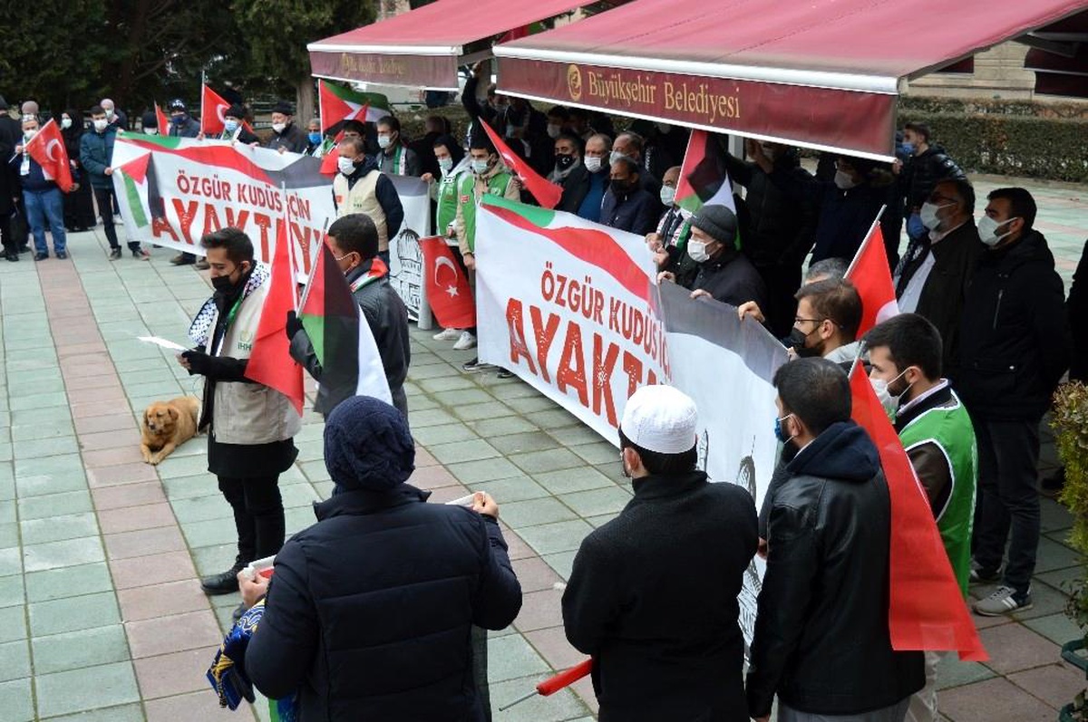 İsrail\'in Filistinlilere yönelik saldırıları ve uygulamaları Eskişehir\'de protesto edildi