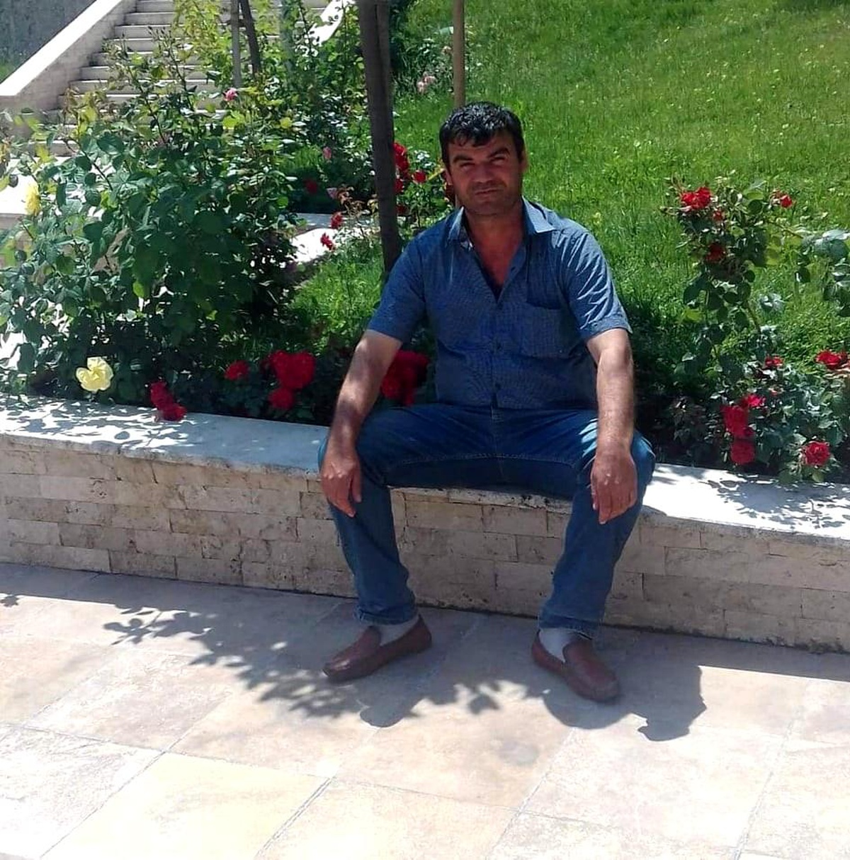Mermer bloğunun altında kalan işçi hayatını kaybetti