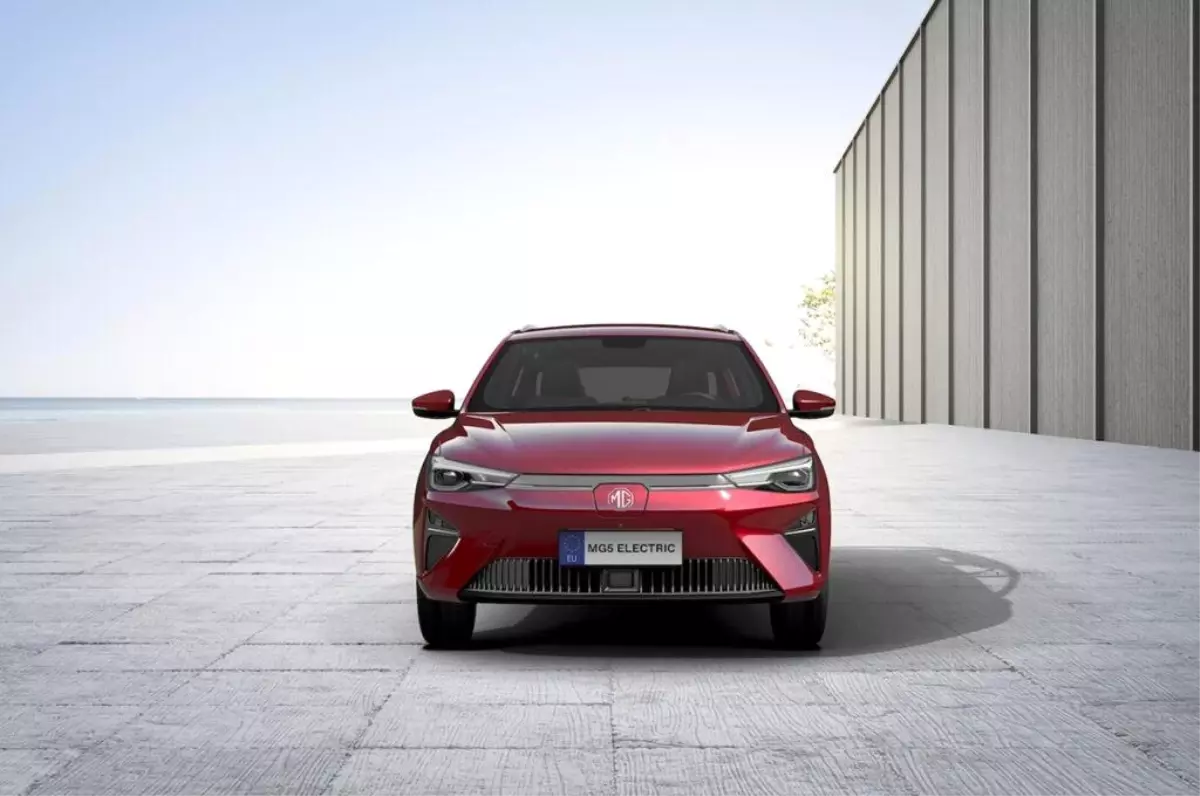 MG\'den tamamen elektrikli station wagon: MG5