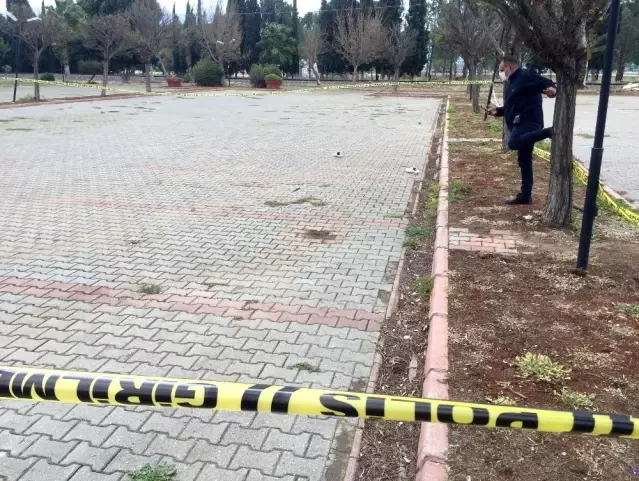 Tır sürücüsü randevulaştığı iki kişi tarafından boğazı kesilerek öldürüldü