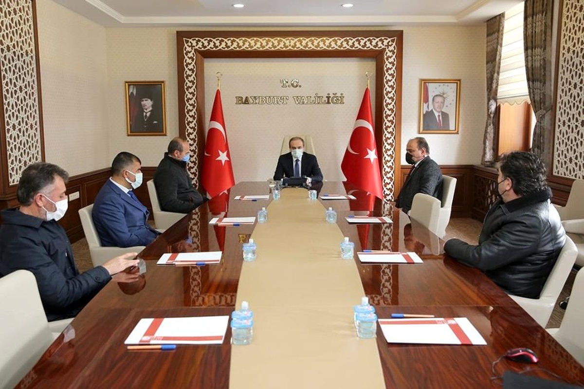 Son dakika haber | Vali Epcim: "Şehit aileleri ve gaziler bizler için gurur ve onur kaynağıdır."
