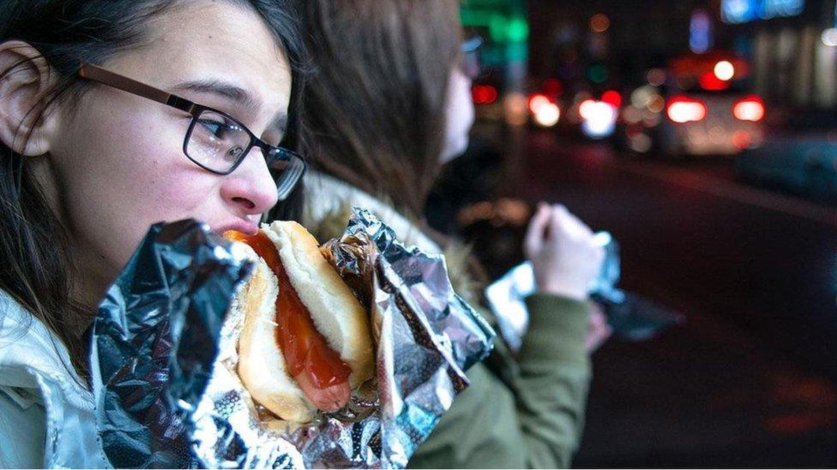 Yemek saatleri kilomuzu nasıl etkiliyor?