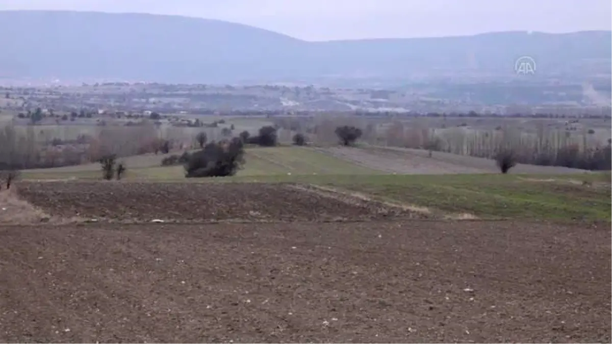 Yerleşim yeri kalıntılarına rastlanan tepede inceleme yapıldı