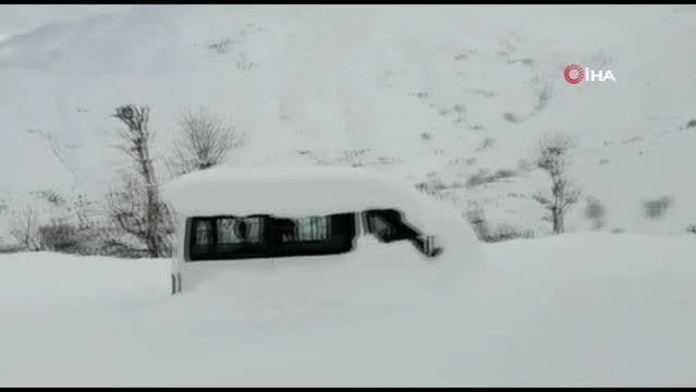 Batman'da kar yağışı etkisini sürdürüyor