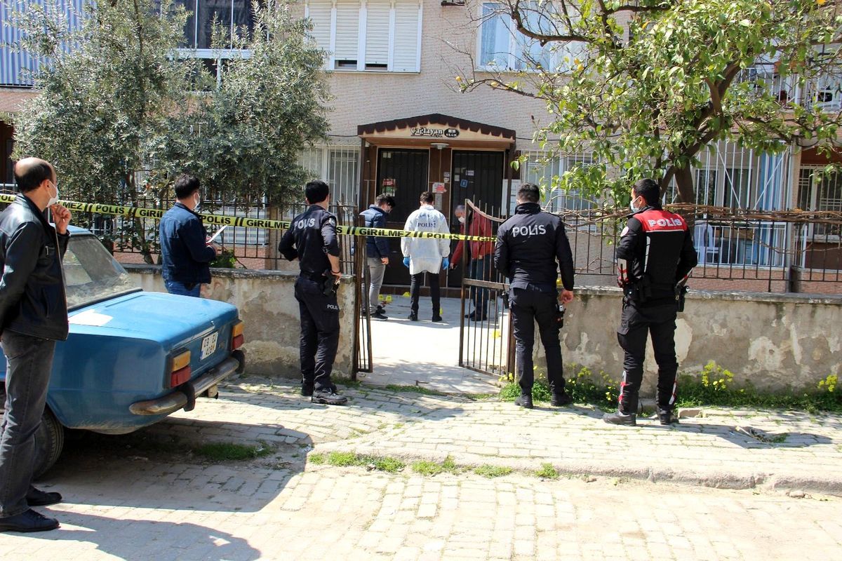 Genç kadın, eski erkek arkadaşı tarafından kalbinden vurularak öldürüldü