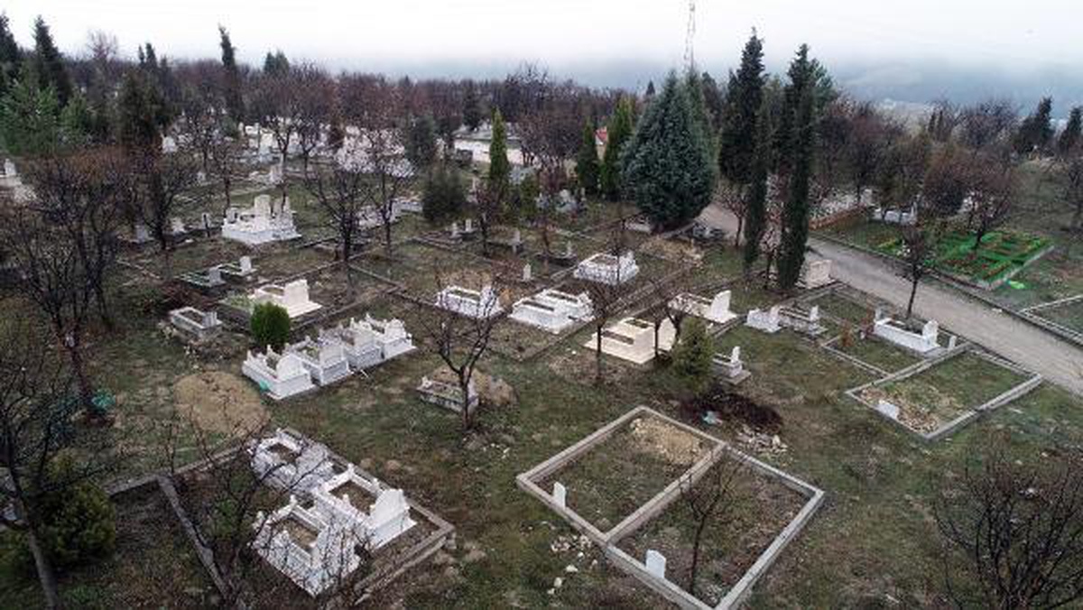 Kaçak kazı ortaya çıkınca, mezar açma şirketinin sözleşmesi iptal edildi