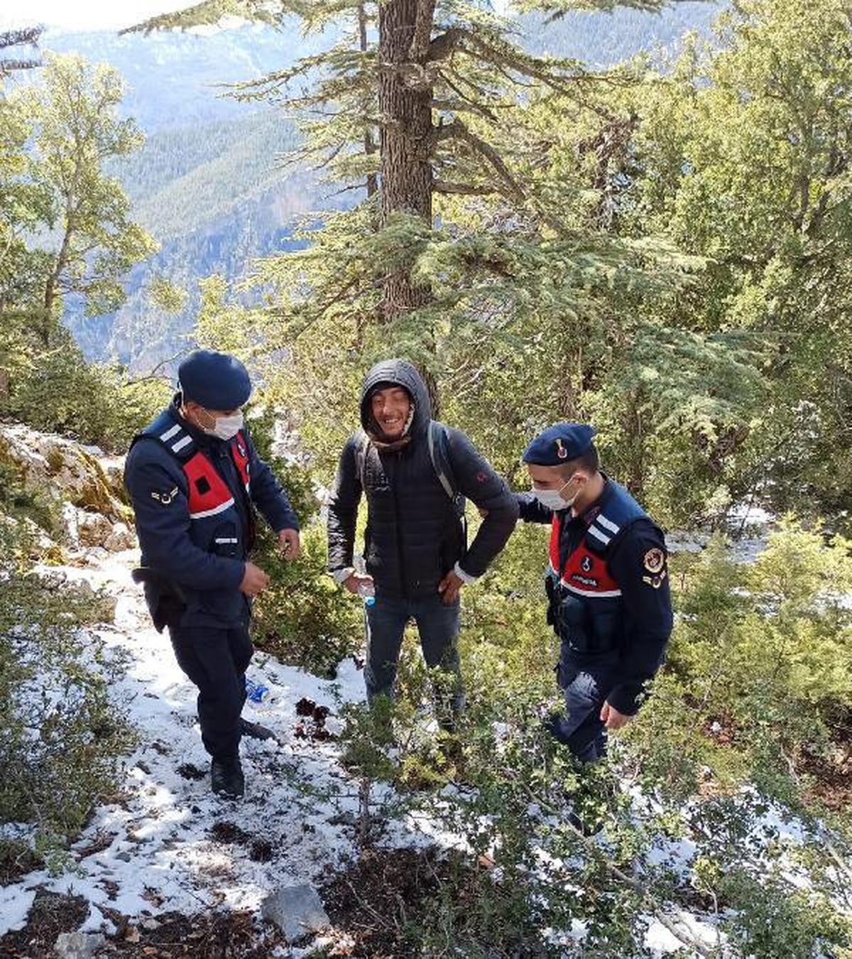 Karaman\'da kaybolan genç, 52,5 saat sonra bulundu (5)