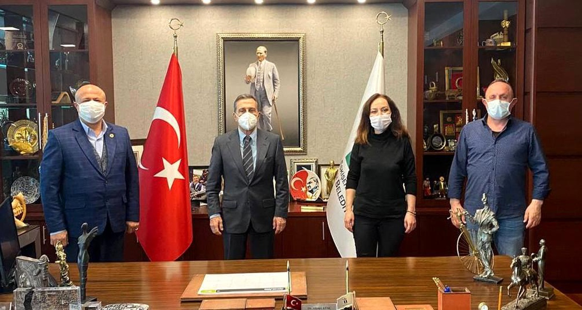 Muhtarlardan Ataç\'a teşekkür ziyareti