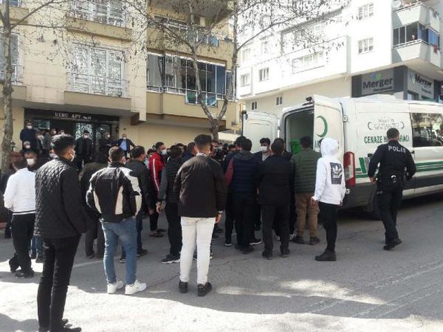 ailesiyle tartisan 16 yasindaki genc cenesine dayadigi silahla yasamina son verdi son dakika