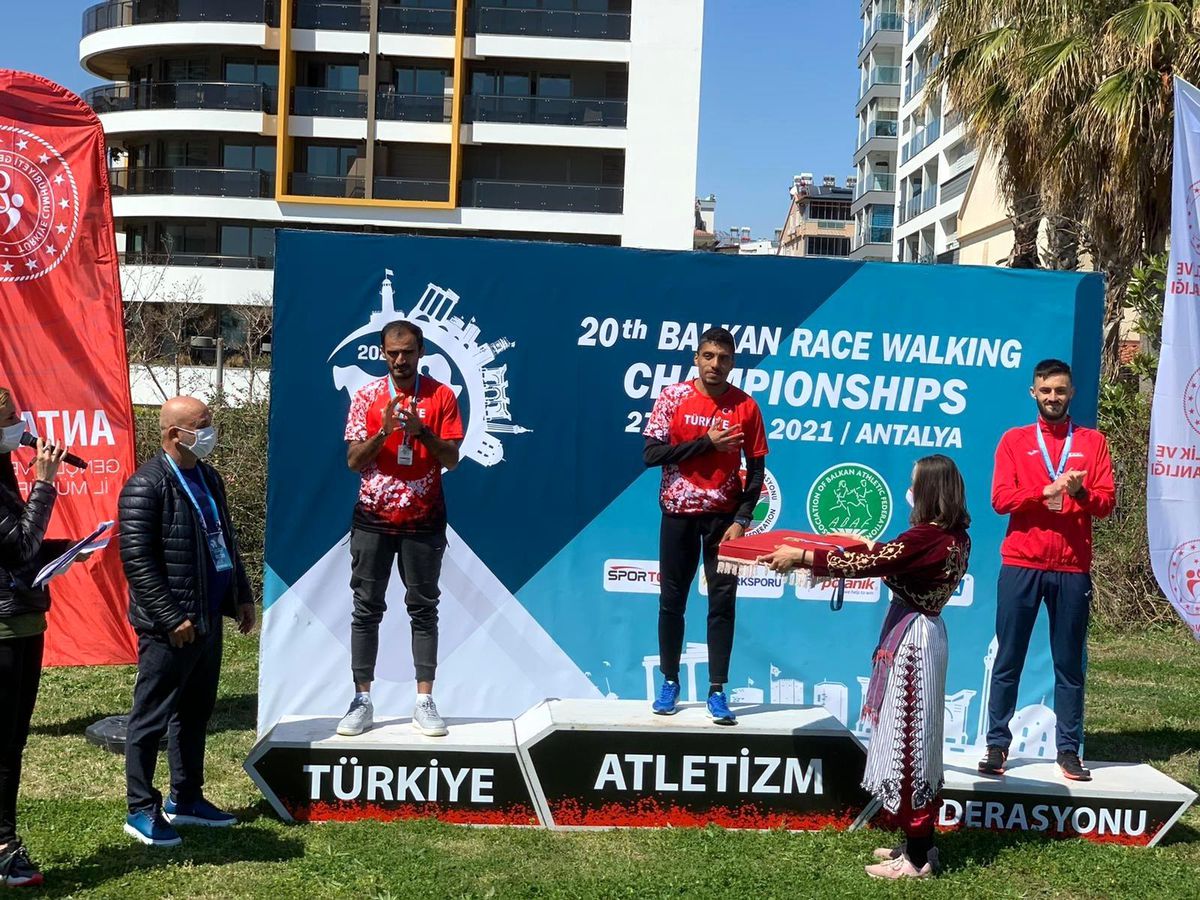 Antalya\'daki şampiyonada Şahin Şenoduncu Balkan Şampiyonu oldu