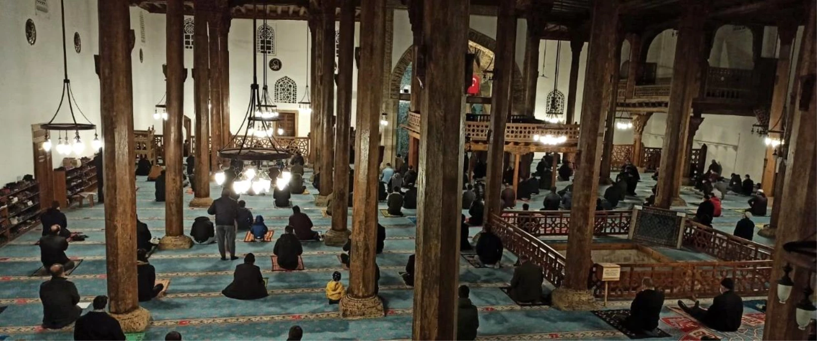 Beyşehir\'de Berat Kandili dualarla idrak edildi