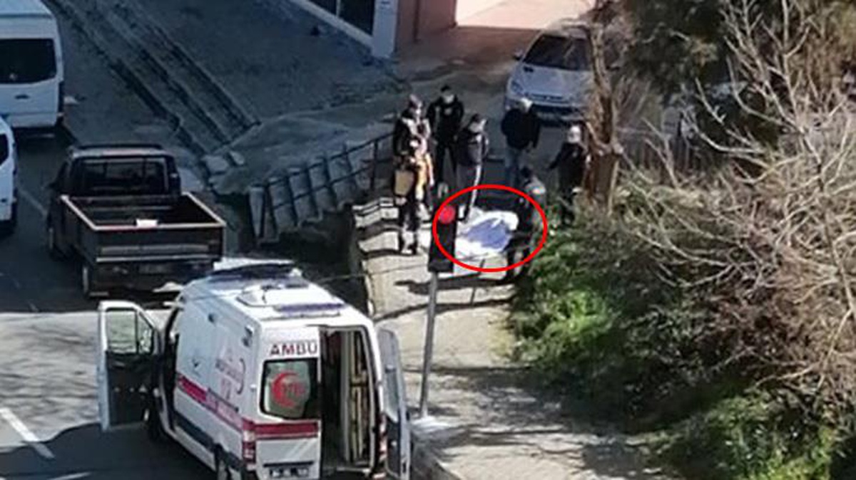 Ölüm, çöp dökmeye çıkan yaşlı kadını kaldırımda yakaladı