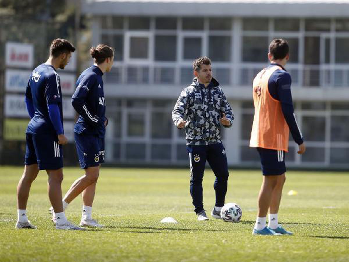 Fenerbahçe\'de hazırlıklar devam ediyor
