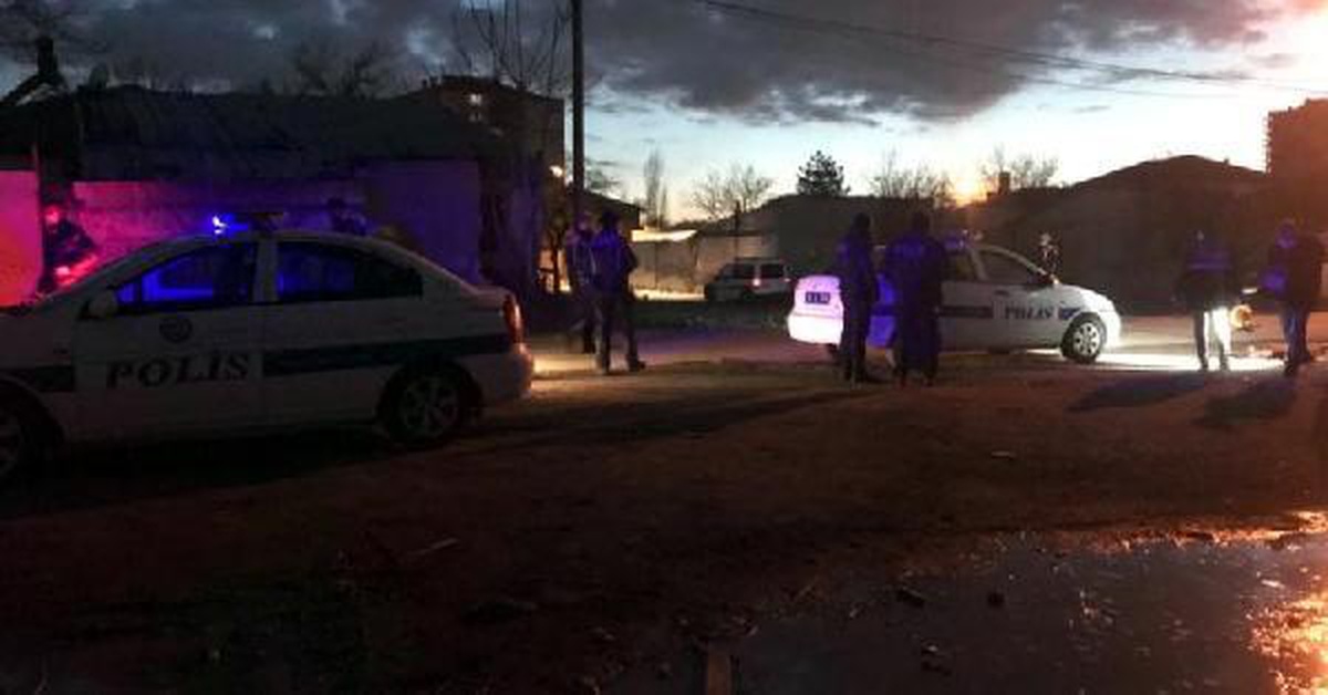Kayseri\'de komşuların \'motosiklet sesi\' kavgası: 2 yaralı