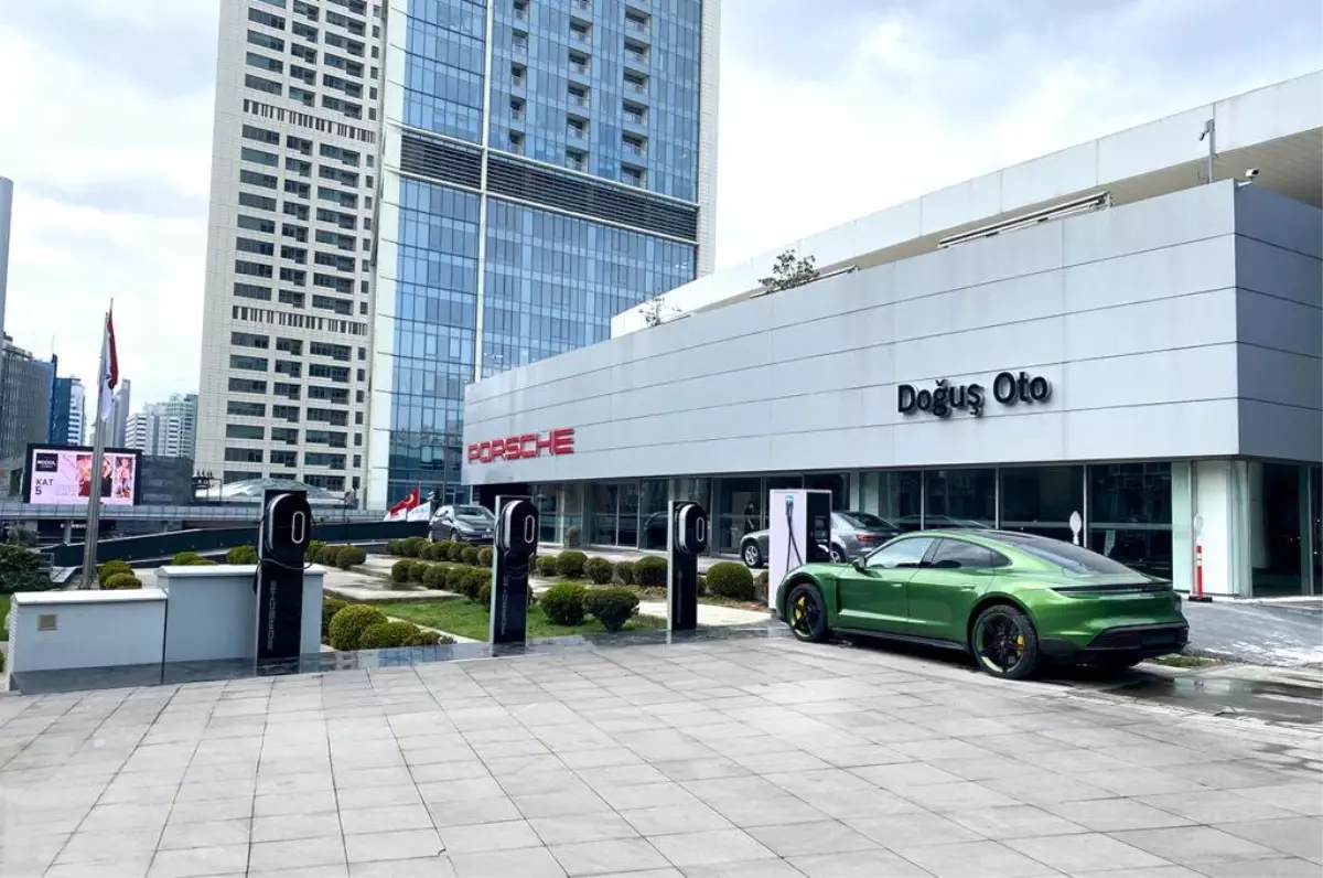 Porsche, tüm elektrikli otomobiller için Türkiye\'ye şarj ağı kurdu