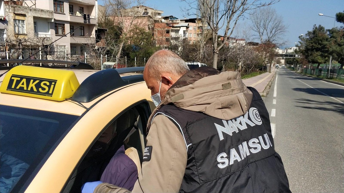 Samsun\'da narkotik ve HES uygulaması