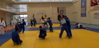 Ukrayna, Kazakistan ve Litvanya milli takımları Kırıkkale'de kampa girdi