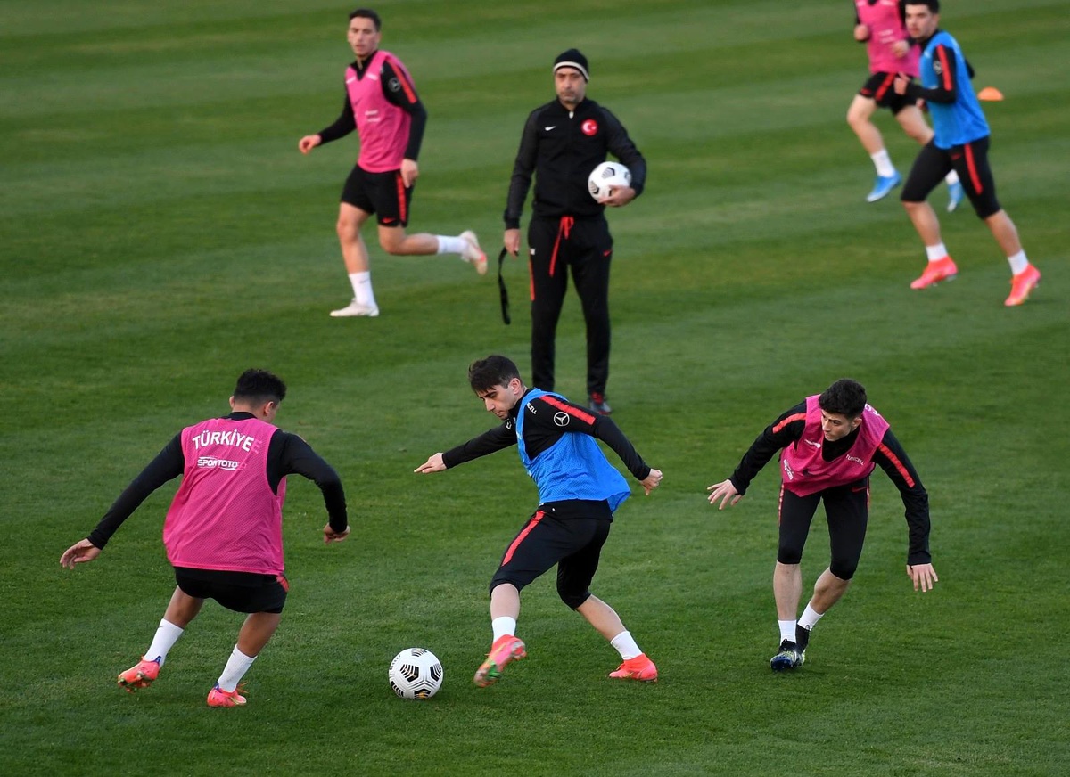 Ümit Milli Futbol Takım, Sırbistan maçının hazırlıklarına devam ediyor